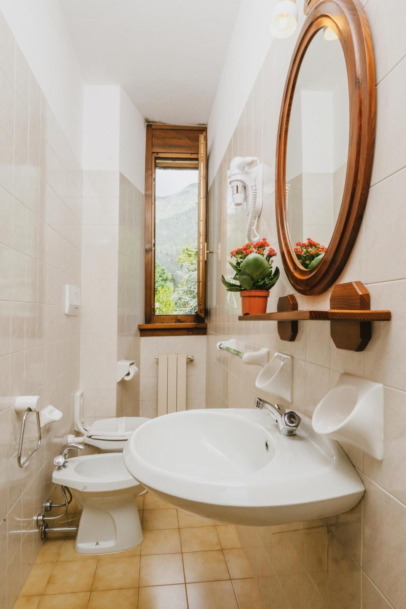 Villa Luzzago Ponte Di Legno Habitación foto